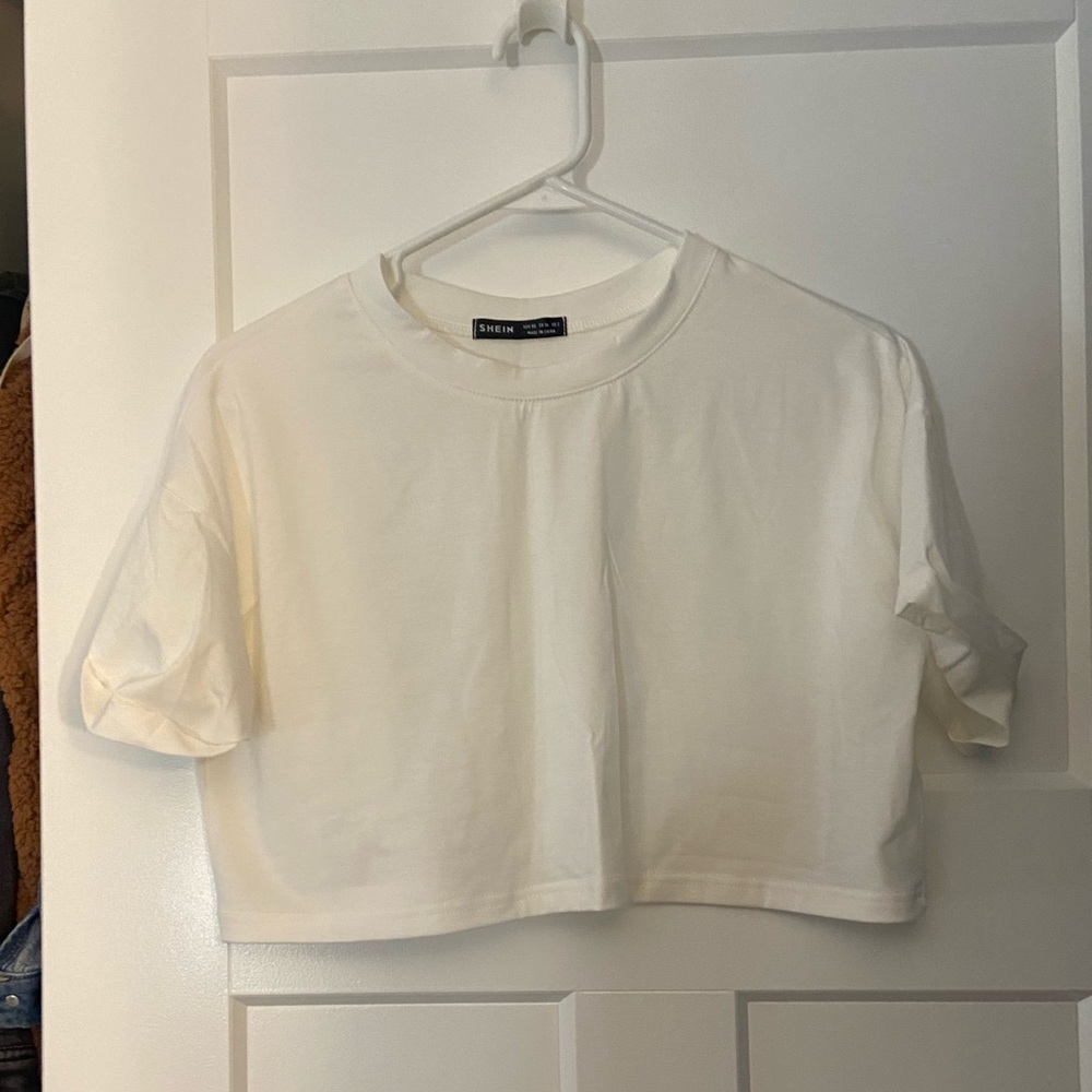 Cropped top